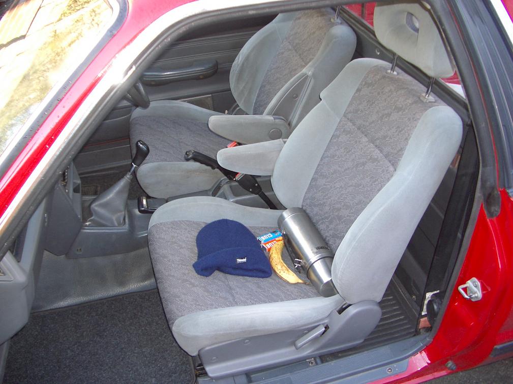 Scooby truck seats 006.jpg