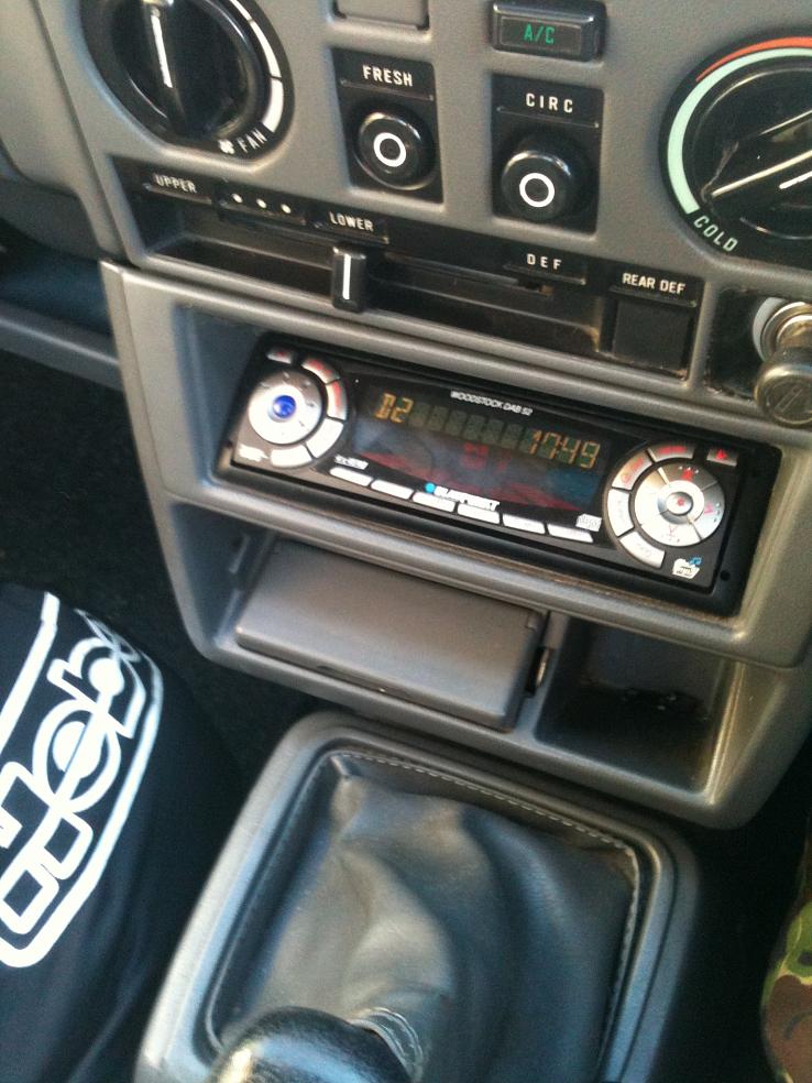 New Radio & Aerial 007.jpg