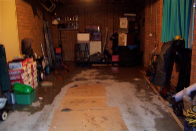 mud garage.jpg