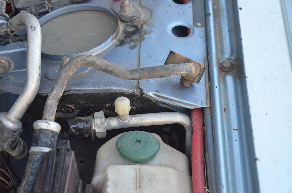 DSC_3577_AC_pipe_connection.jpg